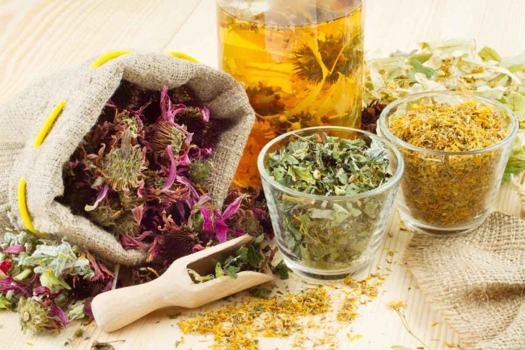 عرق گیاهی برای لاغری سریع