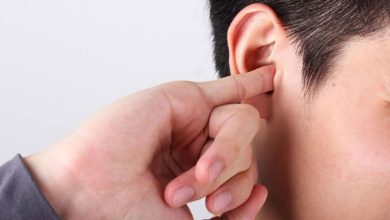 علت گرفتگی گوش و روش درمان آن چیست؟