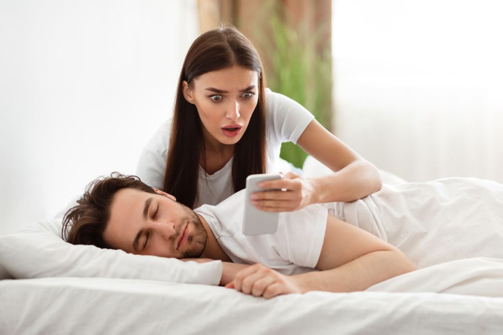 دلایل روانشناسی خیانت مرد به زن چیست؟ ویژگی مرد خائن چیست؟