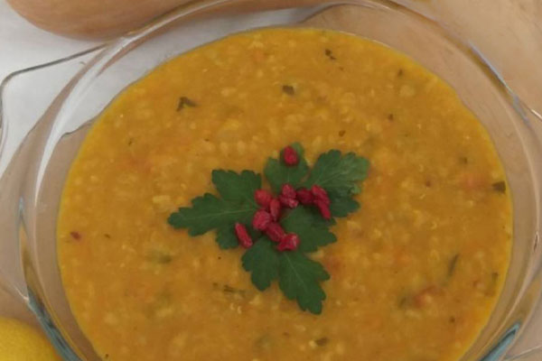 سوپ کدو از مهم‌ترین غذاهای کتوژنیک ایرانی