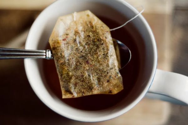 چای سیاه برای درمان بواسیر در طب سنتی