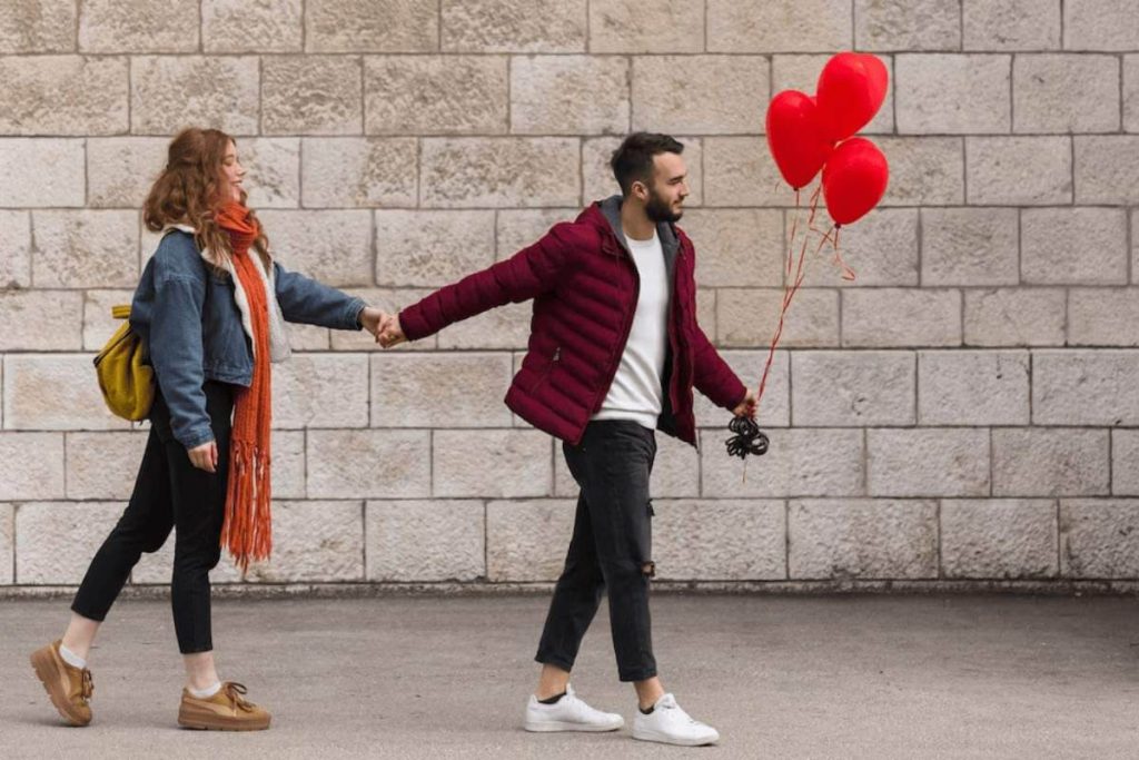 15 تا از مهم ترین نشانه های عاشق شدن