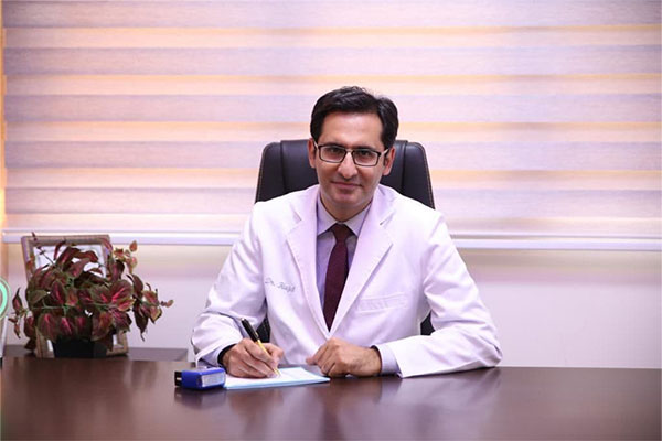 دکتر علی حاجب