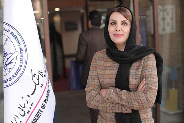 دکتر فاطمه حسینی زادگان پزشک لیفت صورت در تهران