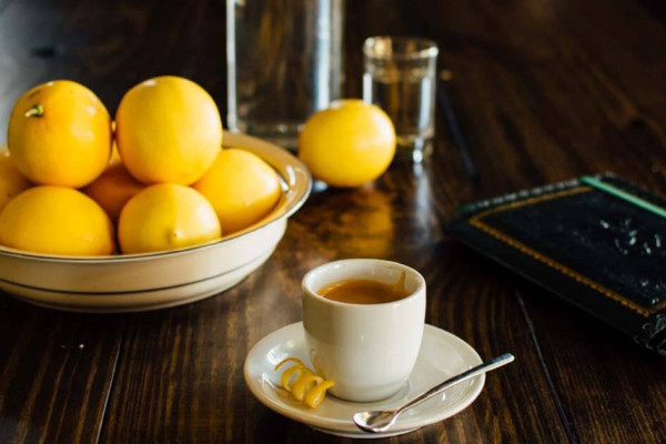 فواید قهوه و لیمو برای لاغری