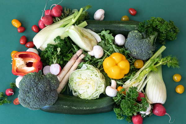 افزایش مصرف سبزیجات یکی از راه های پیش گیری از توقف وزنی است 