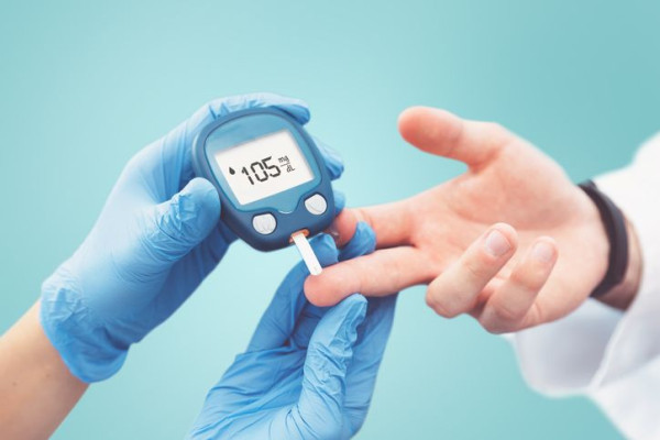 برای درمان دیابت چه زمانی به پزشک مراجعه کنیم؟
