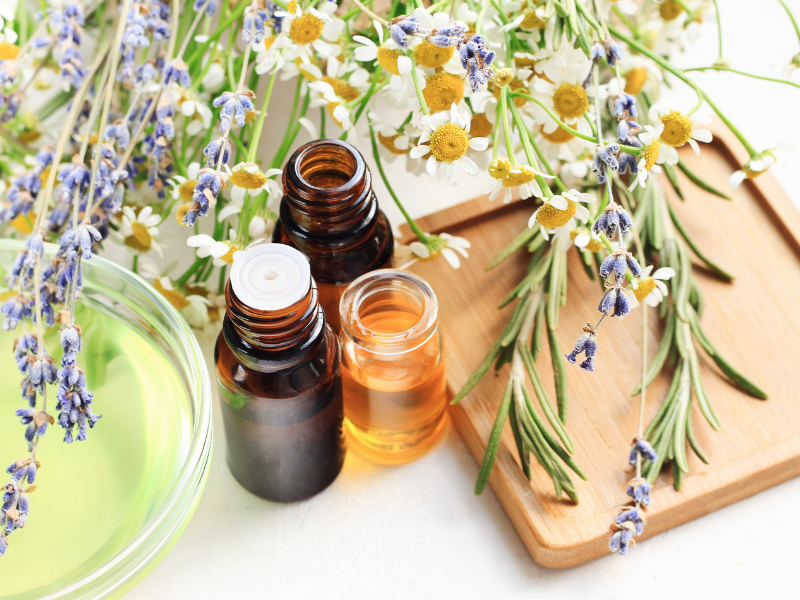 بهترین روغنهای معطر برای آروماتراپی